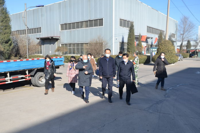 市政協(xié)領(lǐng)導(dǎo)一行調(diào)研不銹鋼稅務(wù)局包聯(lián)規(guī)上企業(yè)復(fù)工復(fù)產(chǎn)、防疫防控情況